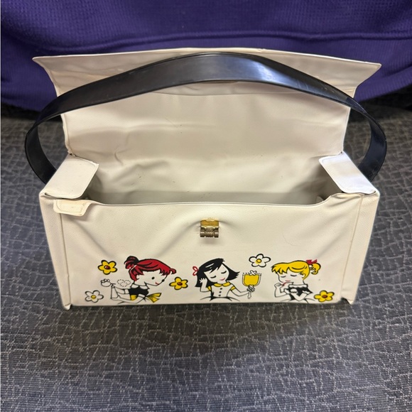 Sold Vintage Hassenfeld Bros Inc. No. 1909 Child’s Purse Vinyl - Picture 5 of 7